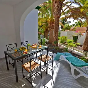https://apartment-presidente-pool-wifi-max-4-personen.in-canary-islands.com